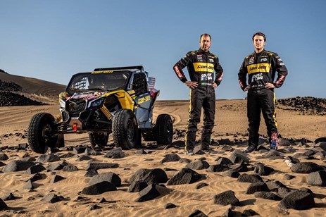 Austin Jones, conducteur Can-Am Factory South Racing, et Gustavo Gugelmin, son copilote, ont remporté la victoire dans la catégorie T4 au Rallye Dakar 2022. ©BRP 2022